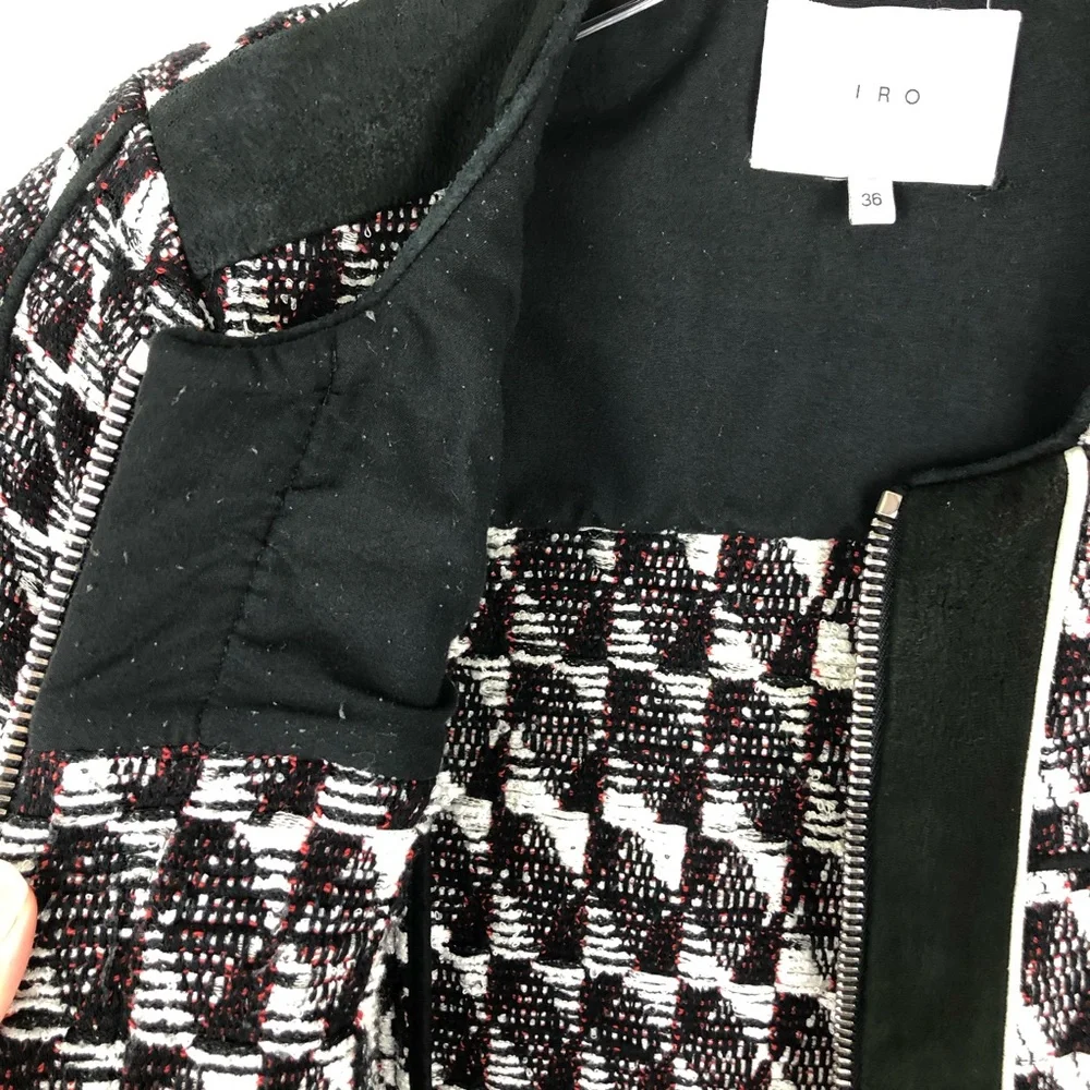 I R O - Picture 7 of 16